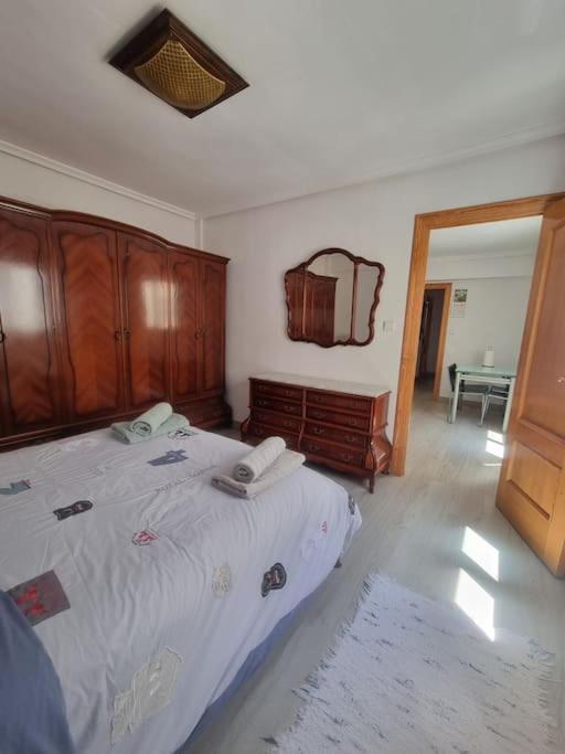 Lovely Three-Bedroom Apartment In Puerto De Sagunt Sagunto Exteriör bild